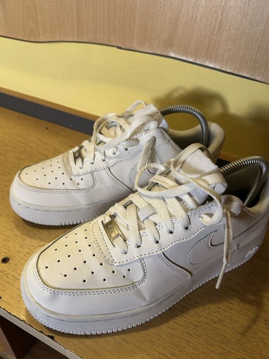 Adidasi air force 1
