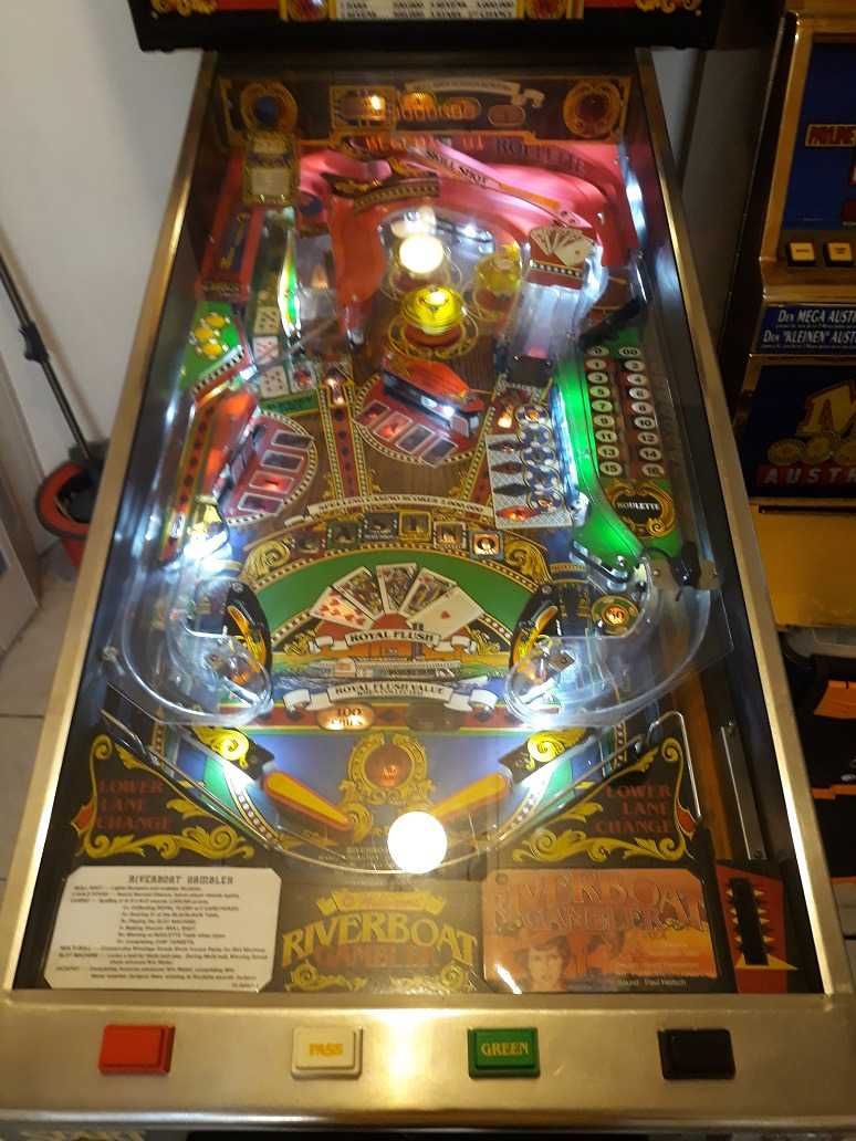 Pinball Flipper Riverboat Gambler