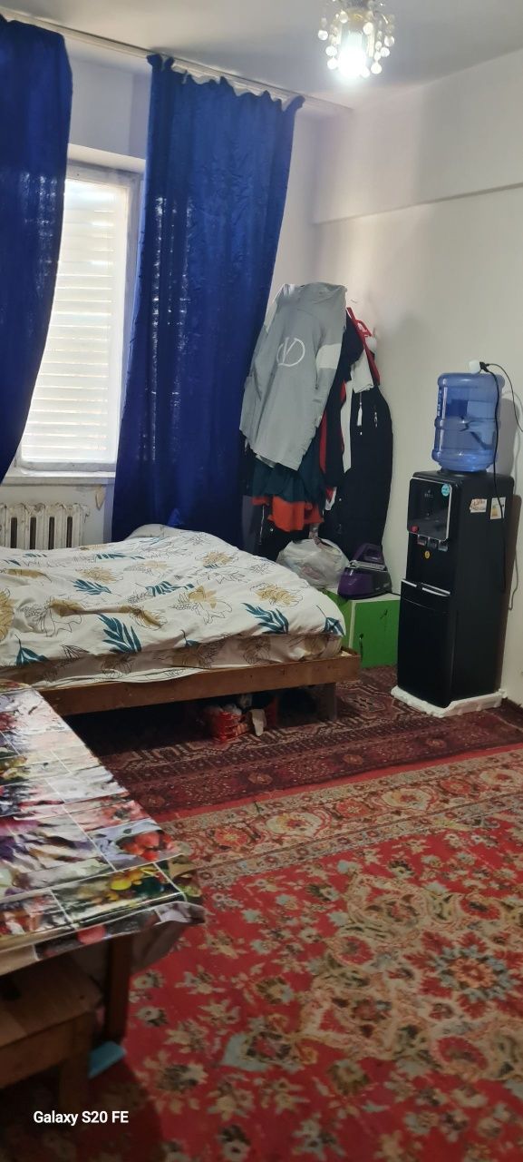 *3 комнатная. 2 этаж. Бал 2х6. Фархадский рынок