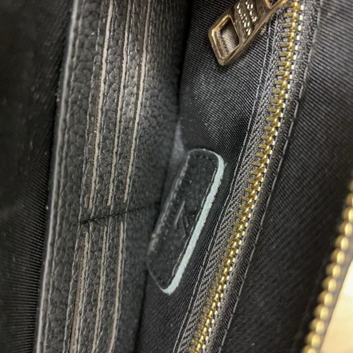Клъч Louis Vuitton