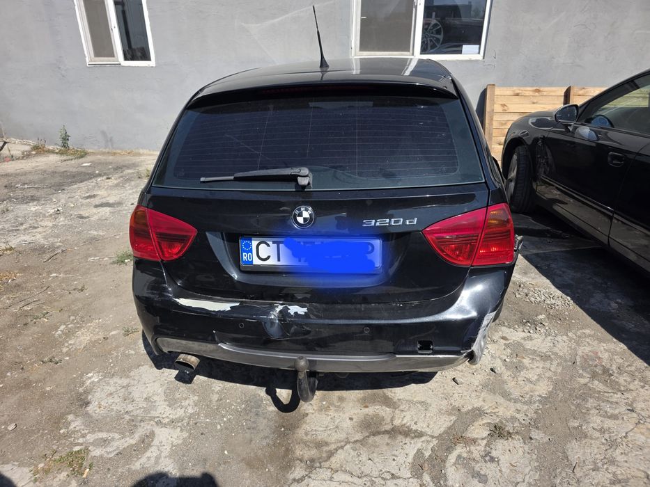 Vand BMW E91 320d 163cp avariat