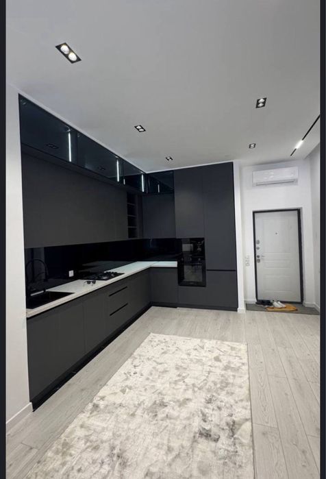 Шота-Руставели 2-комнатная квартира срочно продаётся