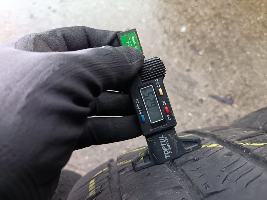 Anvelope 4sezoane ms 225 70 15c continental 2018 5.5-6mm