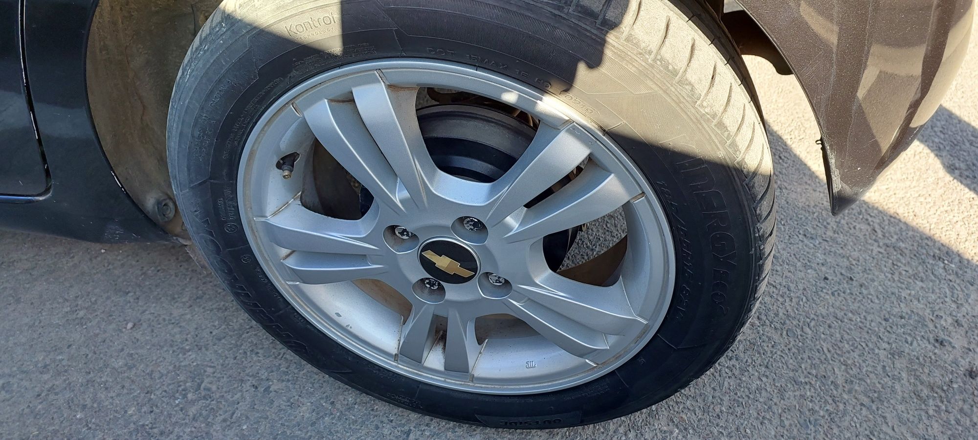 за 150 тысяч 4 шины R15/185/55 Hankook kinergy