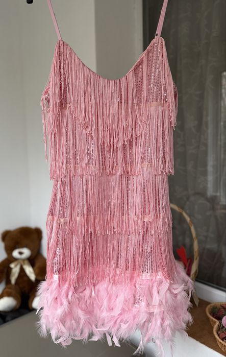 Rochie eleganta ocazie paiete roz pene cocktail revelion craciun