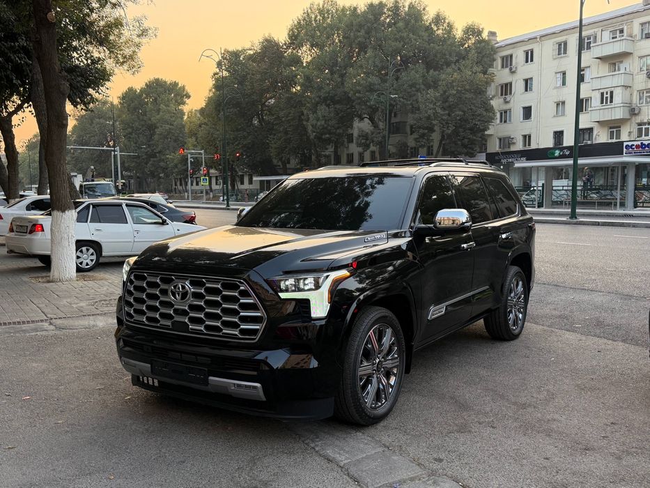 Toyota Sequoia 2025