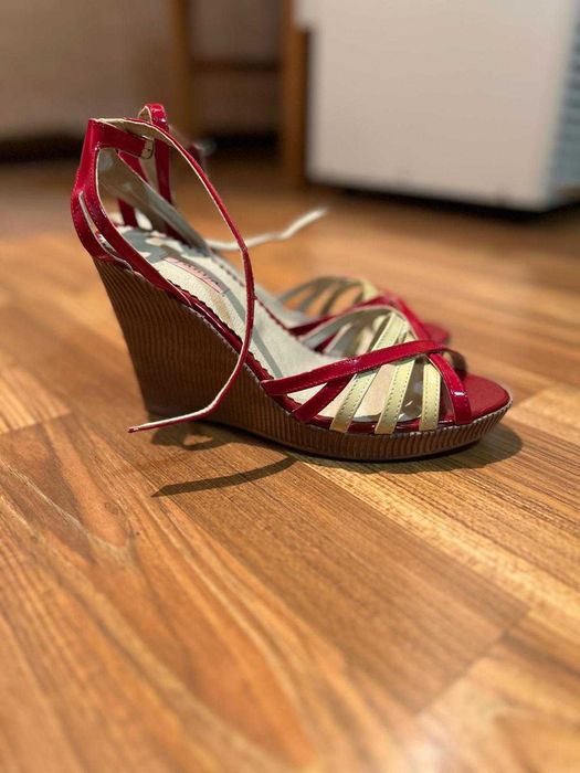 Sanadale din piele marime 38