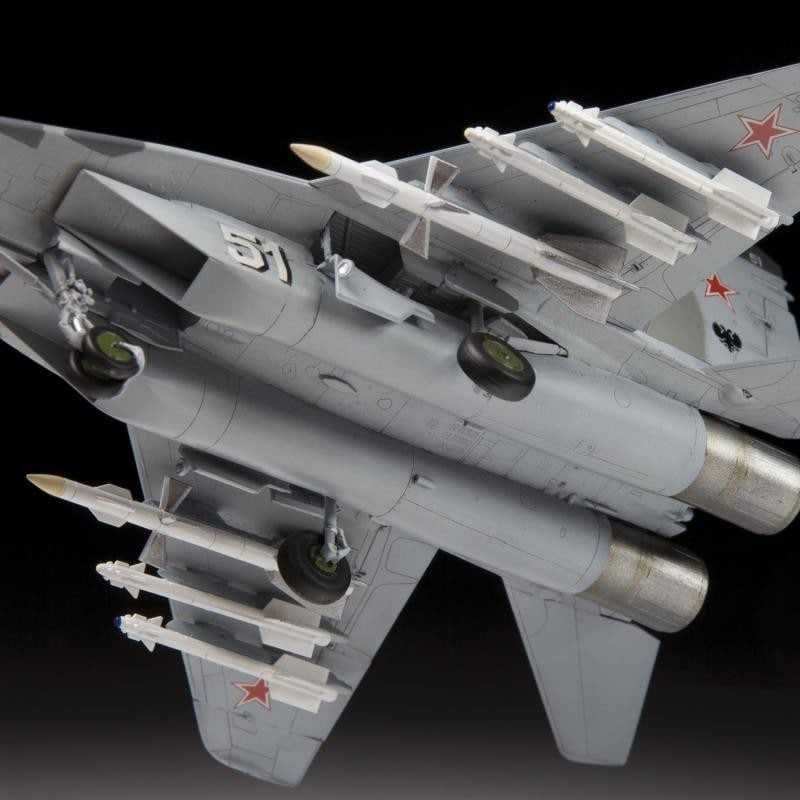 Сборная модель самолета МиГ-29 (Моделист, 1/72)