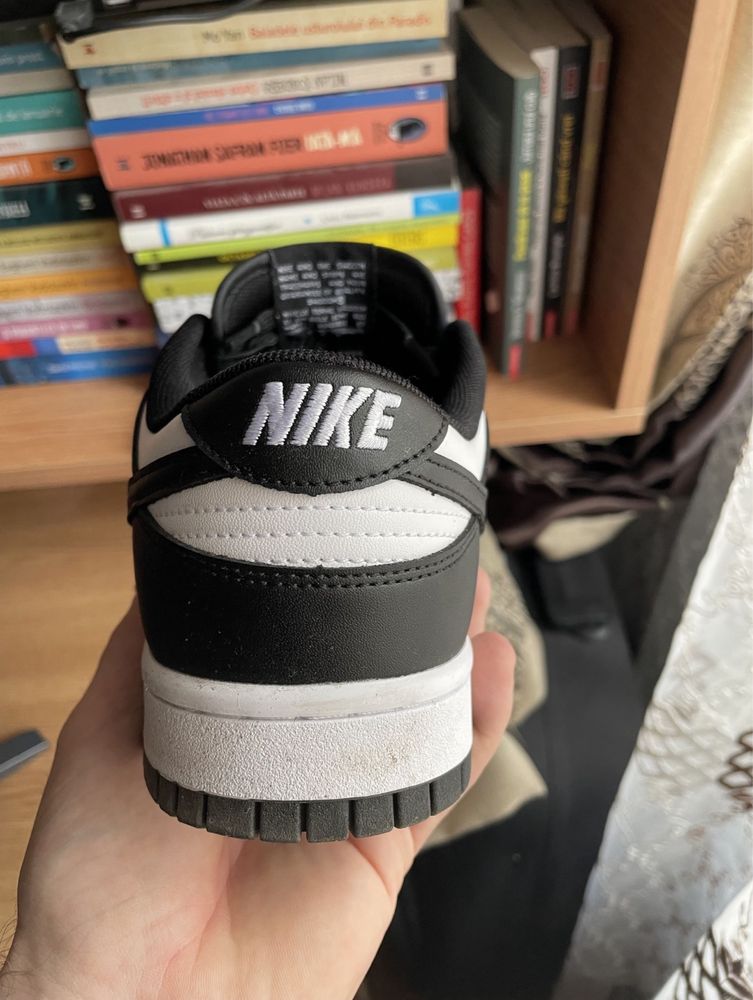 Nike Dunk Low Panda