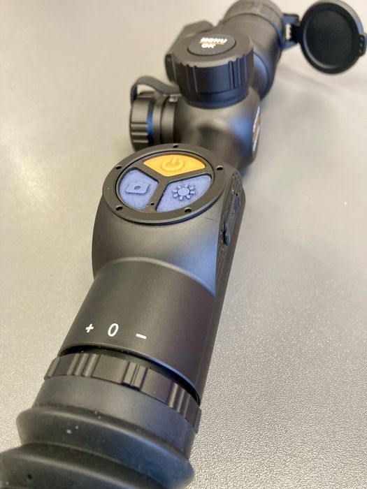 Термо оптика/ прицел/ камера с Балистичен Асистент