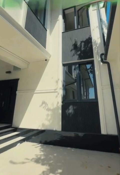 Tanhause stilidagi kotejlar