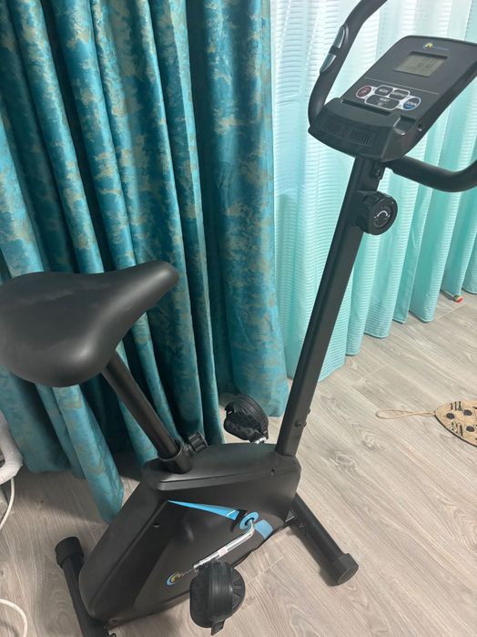 Bicicleta fitness noua