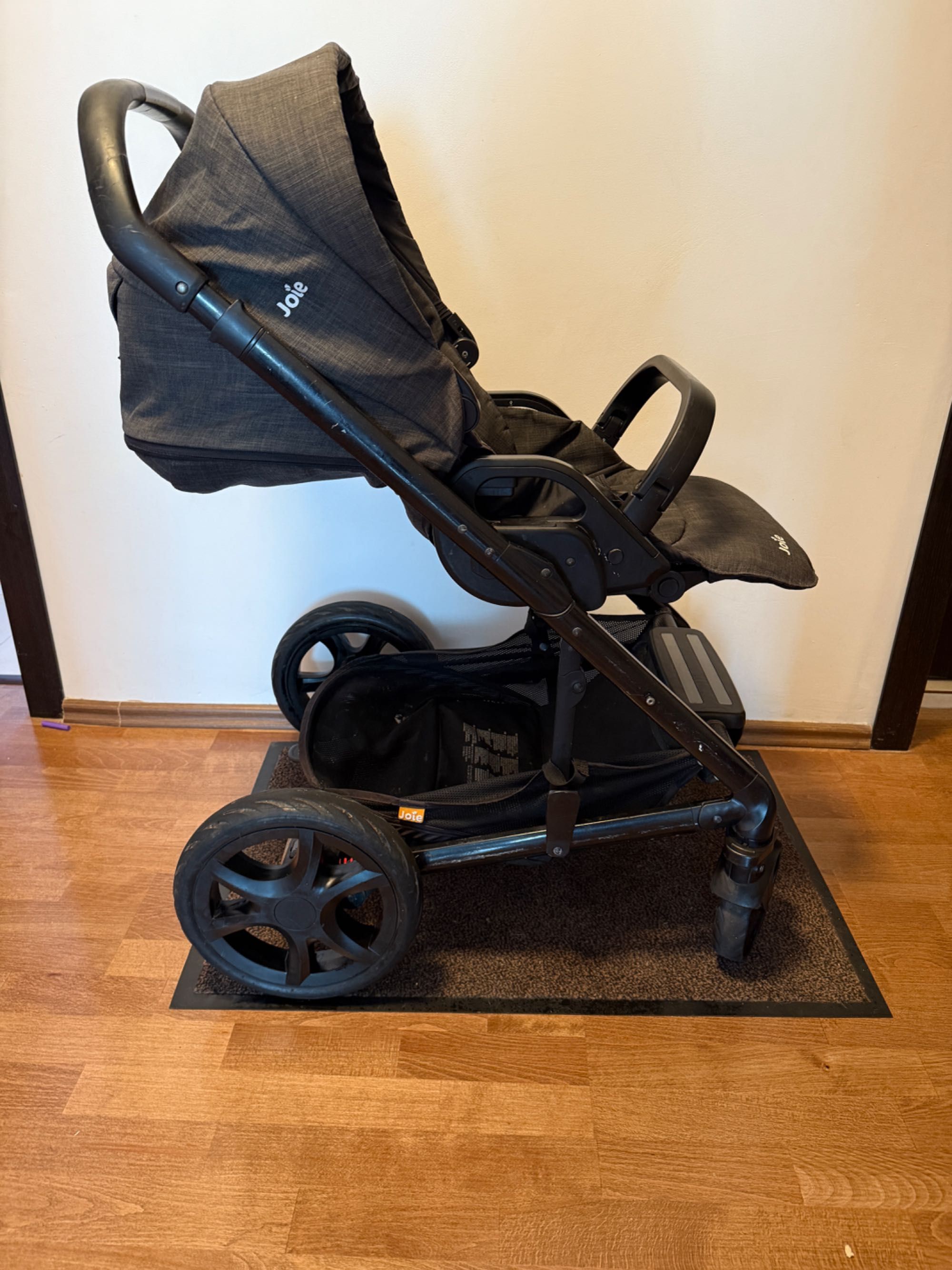 Carucior sport Joie Chrome 3 in 1+ husa picioare cadou