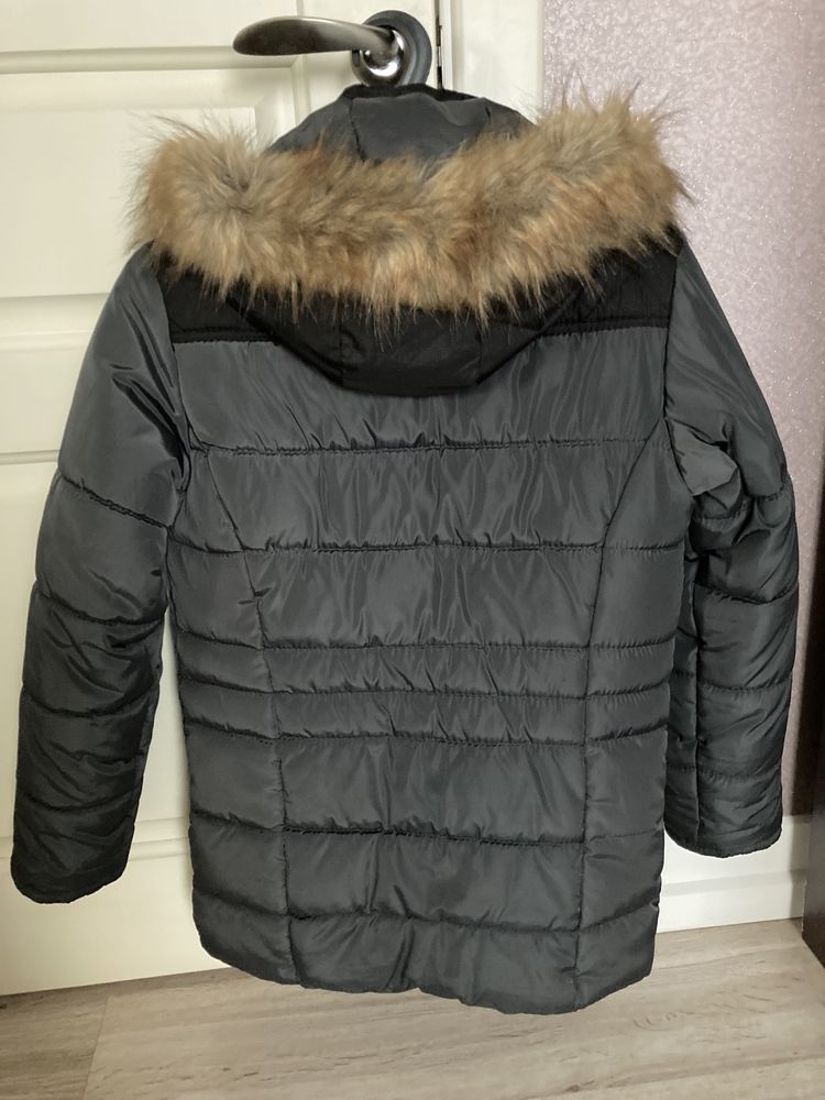 Куртка зимняя на рост 156-164 на 10-12 лет