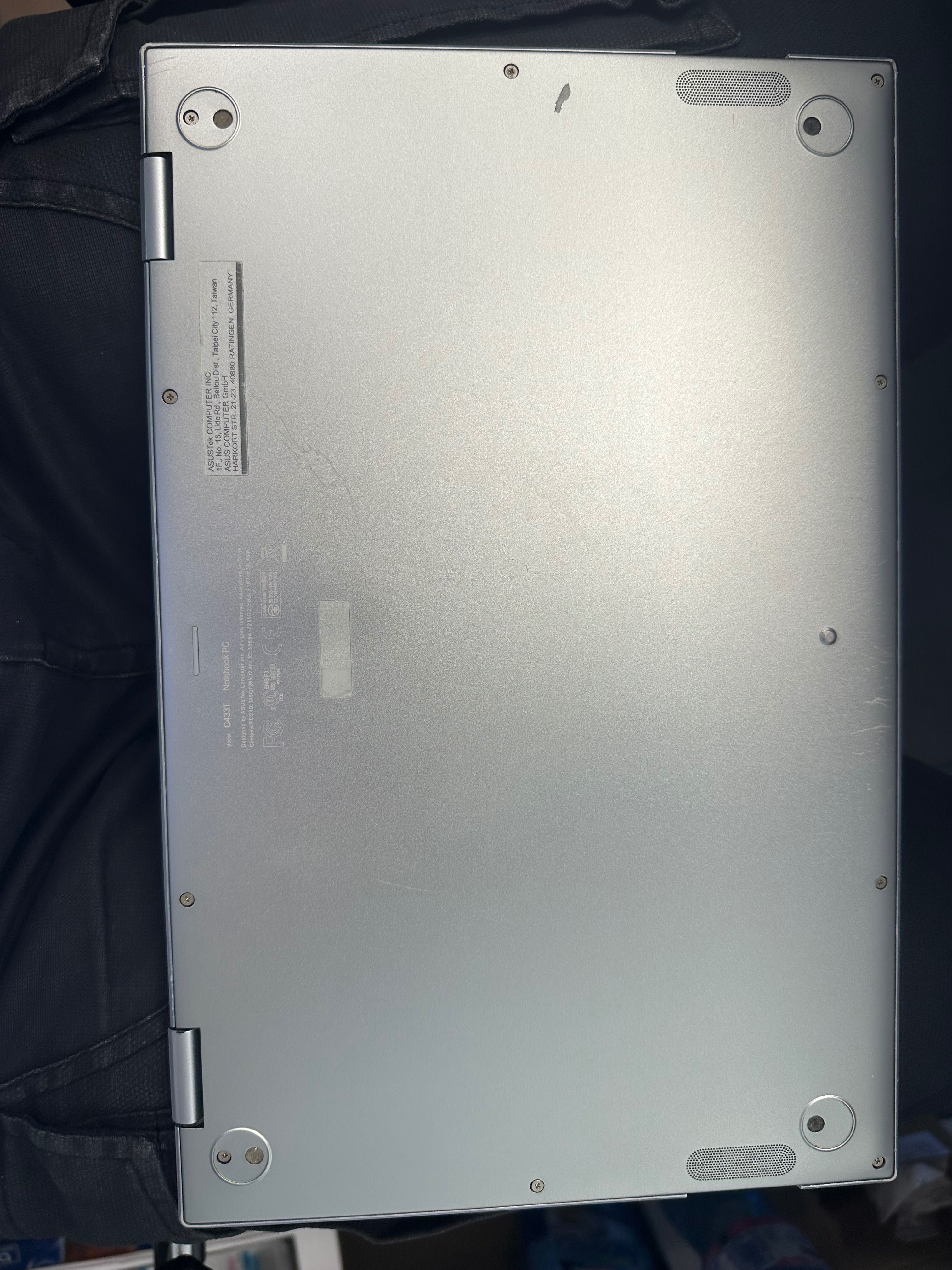 Лаптоп Asus C433T Notebook за части!