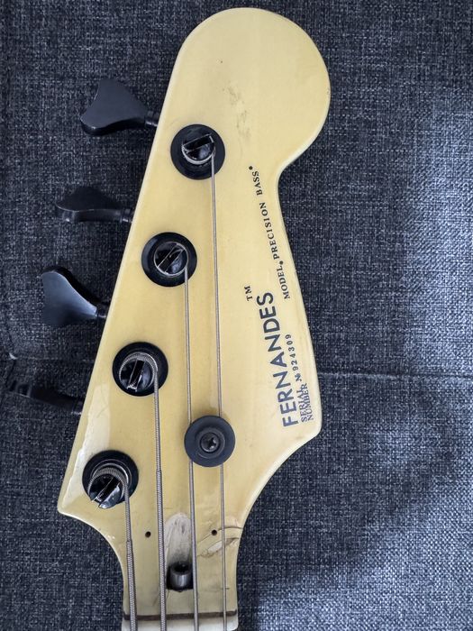 Бас гитара Fernandes, precision bass