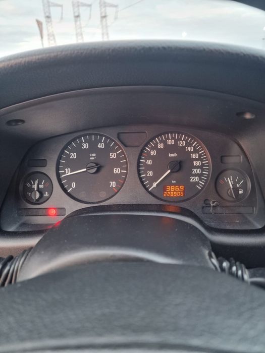 Vând opel asta G1.6 benzina 8V
