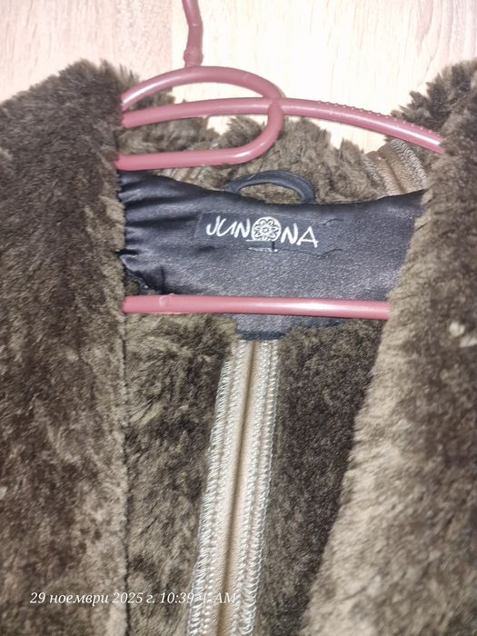 Разпродажба на дамски палта и якета