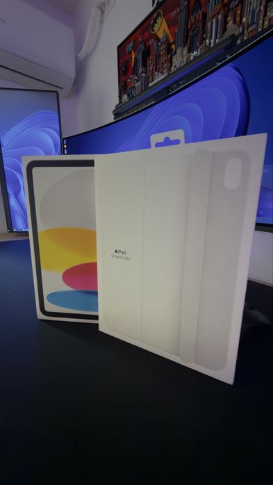 Apple iPad 11 (A16) 256GB Silver Wifi + Husa Smart Folio