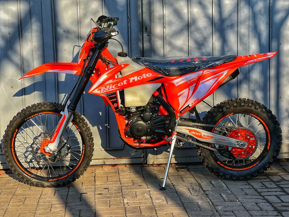 Мотоцикл NICOT KF300S