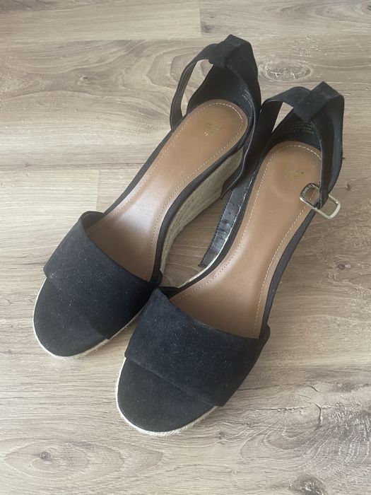 Sandale hm marime 39