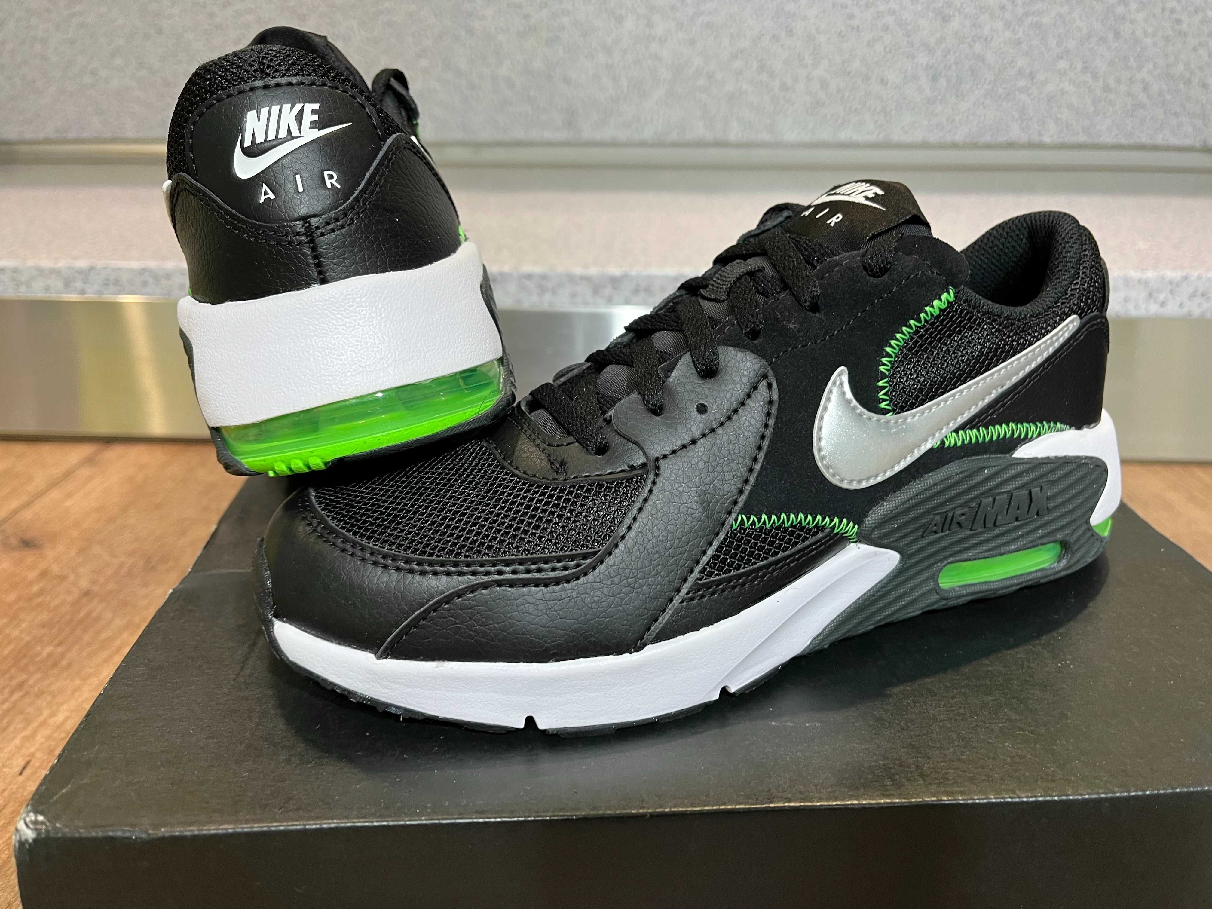 ОРИГИНАЛНИ *** Nike Air Max Excee GS 'Black Green Strike'