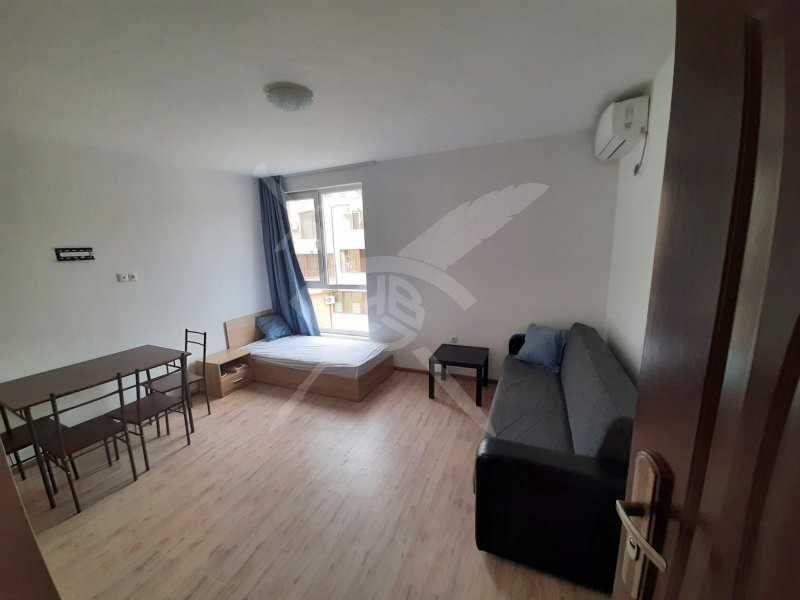 Продава се Двустаен апартамент в к.к. Слънчев бряг - 60 кв.м за 1067 €/кв.м - Снимка #2