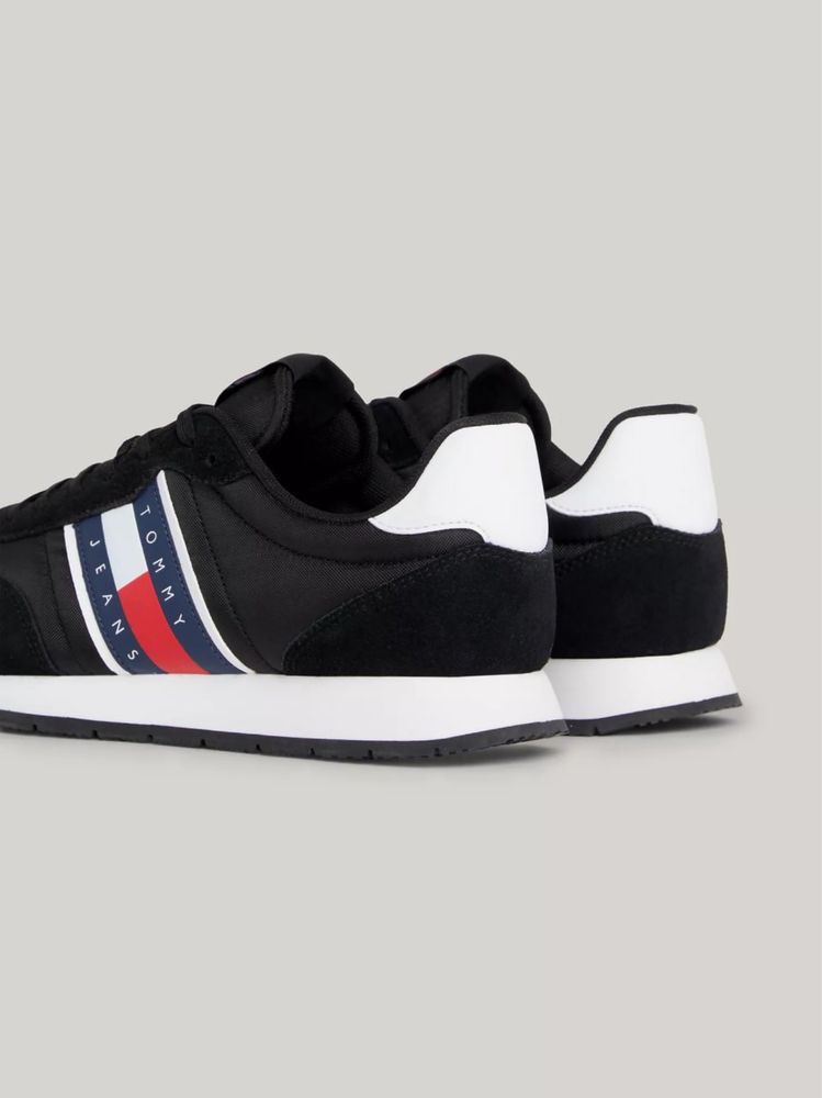Original Tommy Hilfiger krossovka, US11