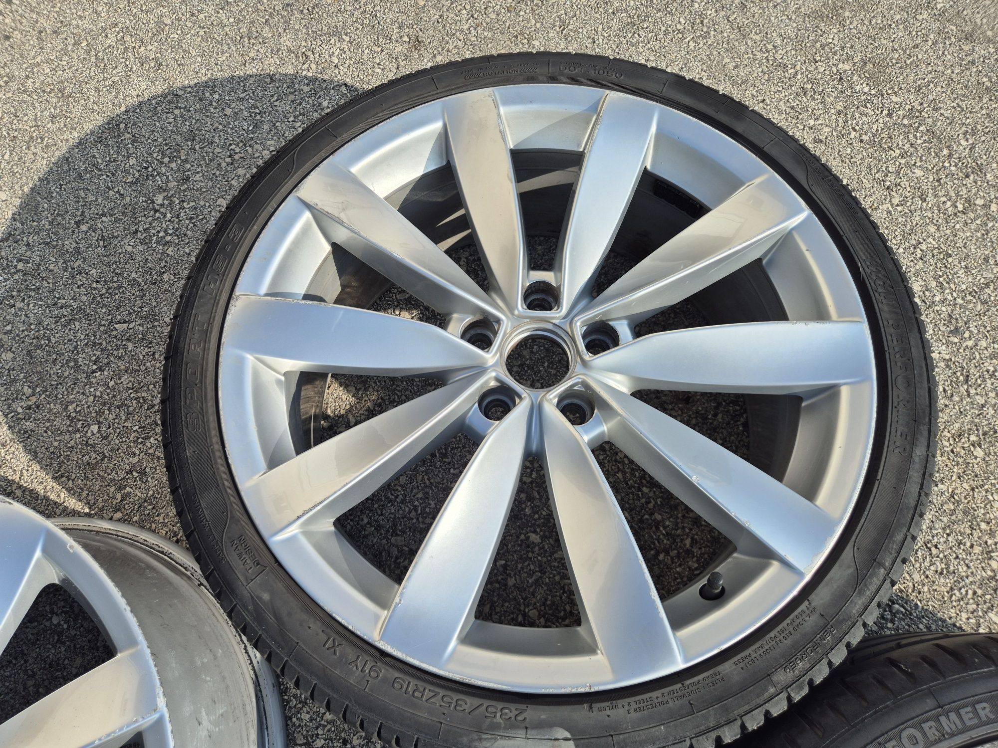 5х112/19 с гуми VW Passat CC Arteon Skoda 5x112/19 Фолксваген Шкода