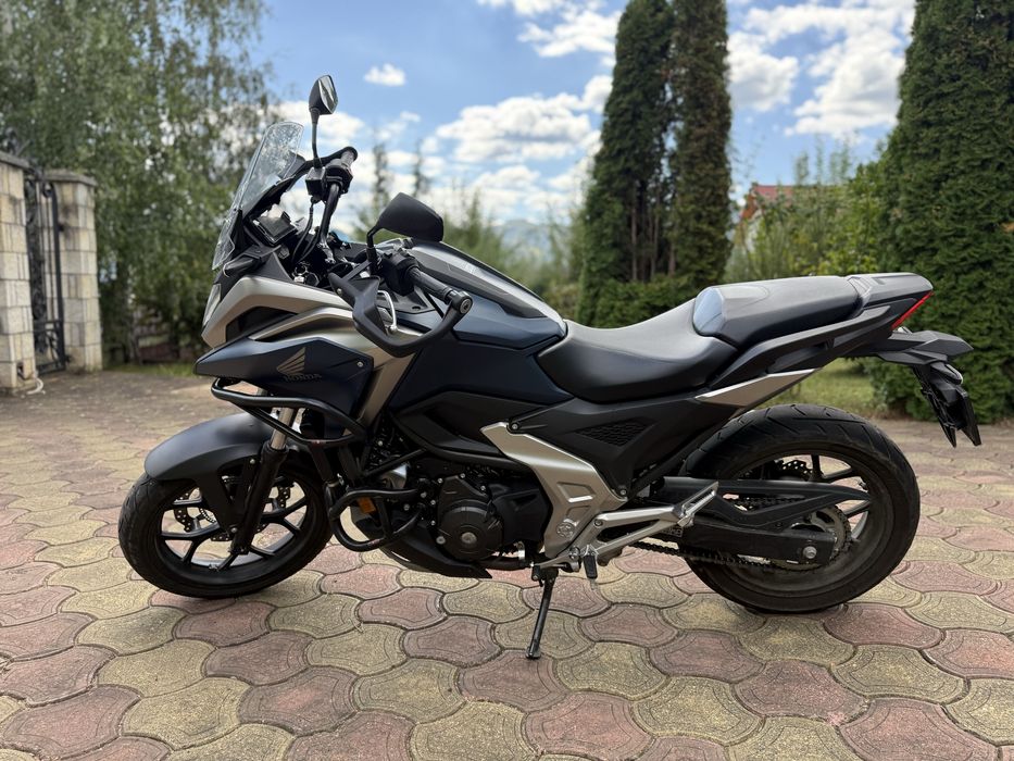 Honda NC750X manuala