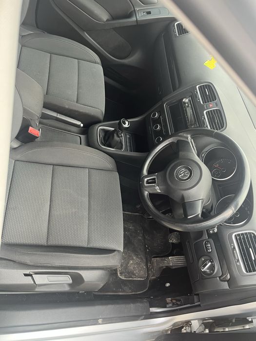 Dezmembrez Golf 6 2010