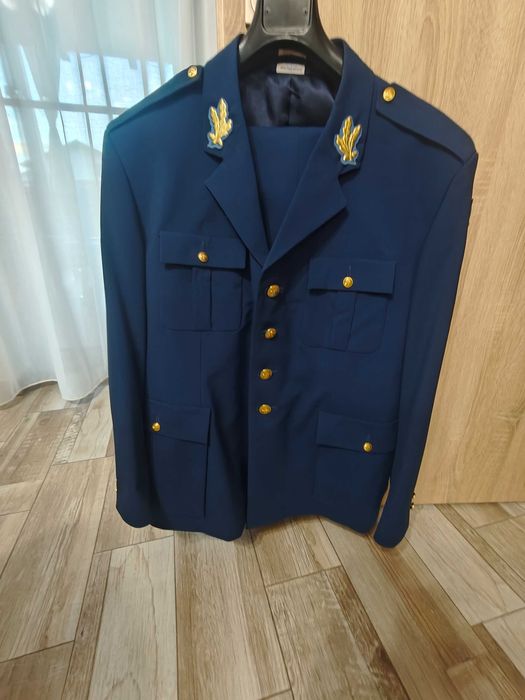 Tinuta militara aviatie, bocanci pelerina ploaie, camasa bluza
