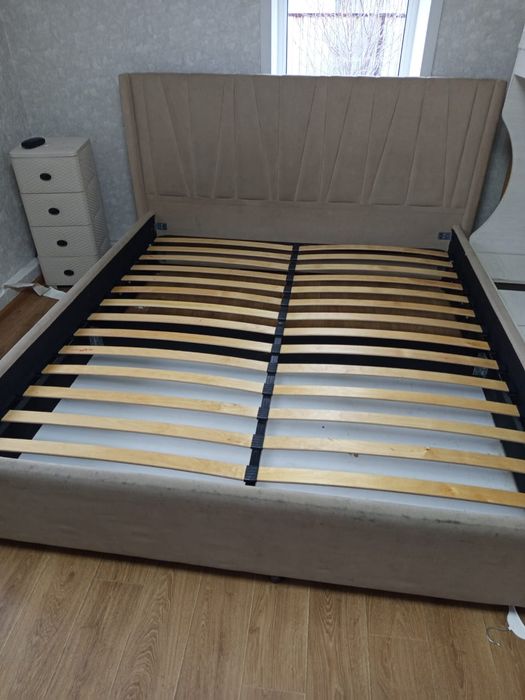 Продам кровать 2-х спальную