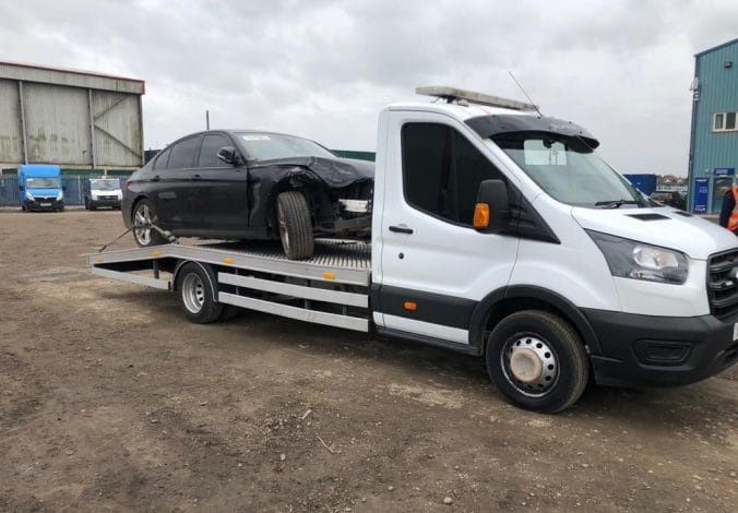 Tractari auto Bacau non-stop transport platforma auto