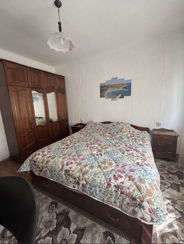 Дава се под наем Тристаен апартамент в Пловдив, Кючук Париж - 80 кв.м за 510 € - Снимка #5