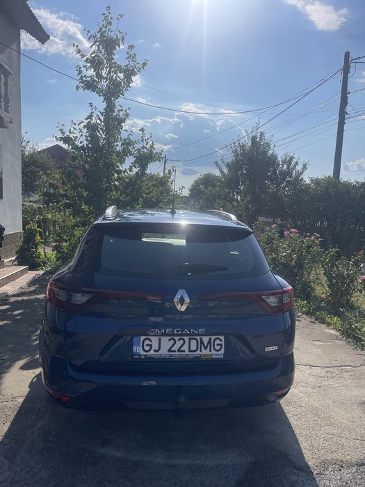 Renault Megane IV Break 1.5 dCi 110 CP / schimb si cu clio +diferenta