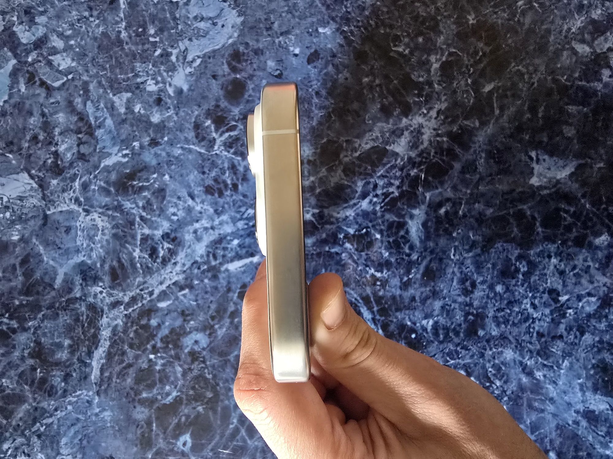 iPhone 16 Pro  White 128GB Liber de retea CA NOU