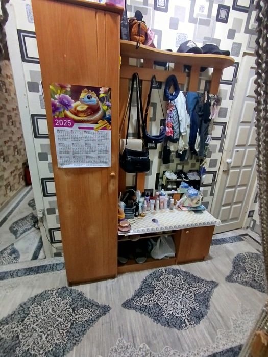 Продается шкаф прихожка