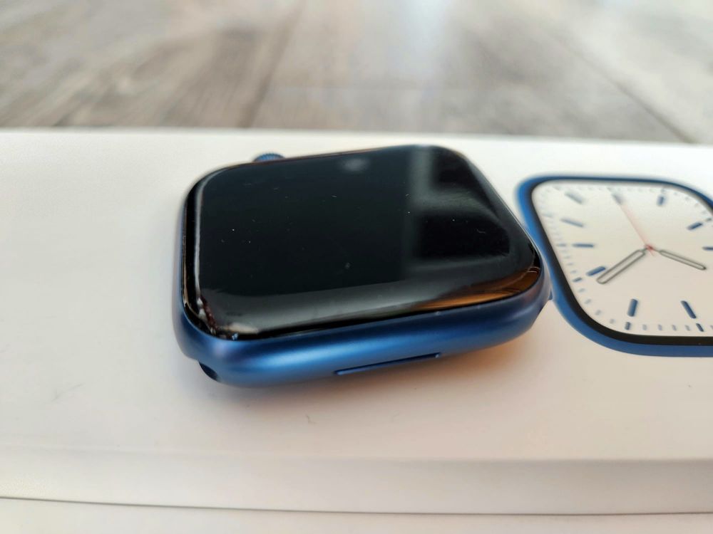 Apple Watch Series 7 GPS+Cellular / 45mm Blue Aluminum Casee Sport /-