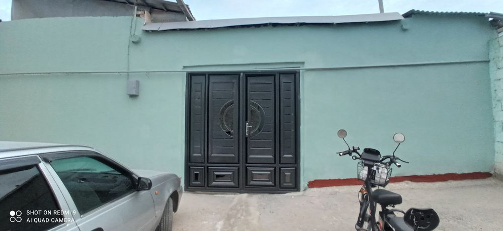 Уй сотилади 35000$