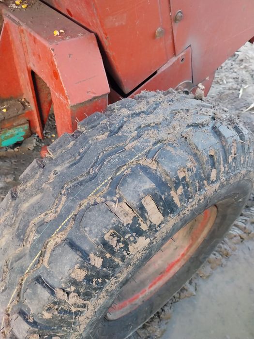 Vând culegătoare porumb