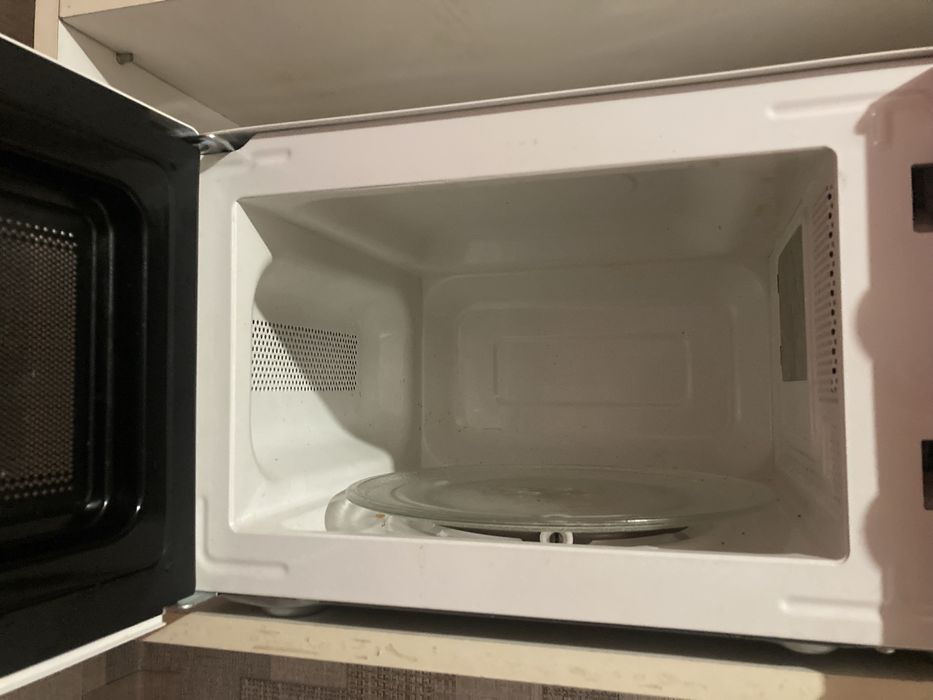 Продам микровалновую печь