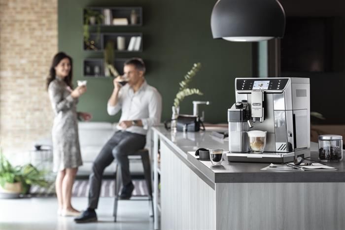 Кофемашина Delonghi ECAM650.55MS