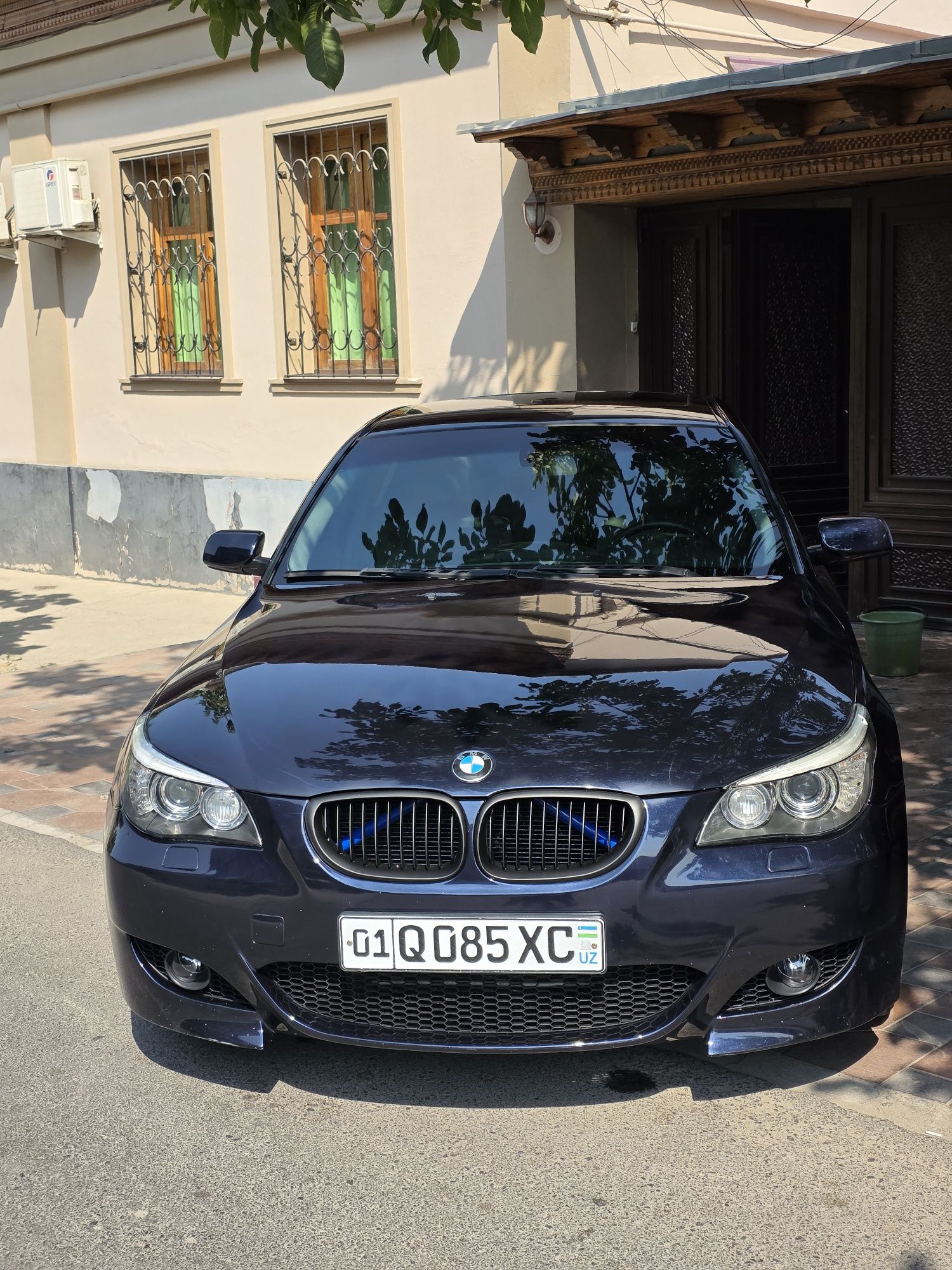 Bmw e60 530i 2004 года идеал состояние  без вложения