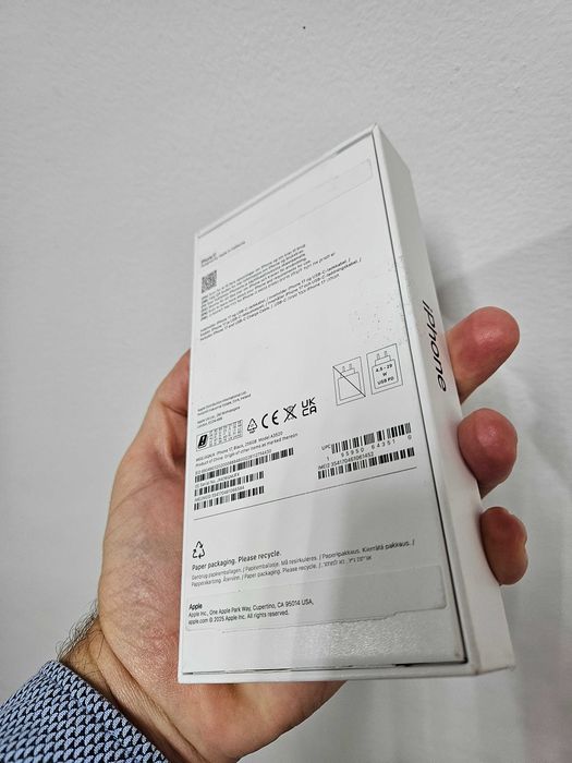 IPhone 17, 256 Gb, neverlock, nou la cutie, Garantie 1 an.