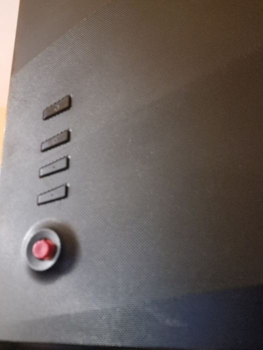 Acer Predator Z271 счупена матрица