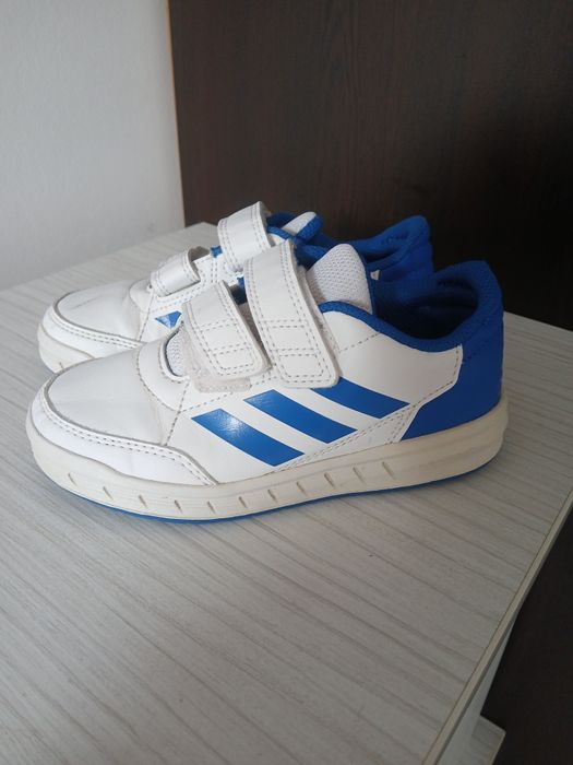 Маратонки adidas 28 номер