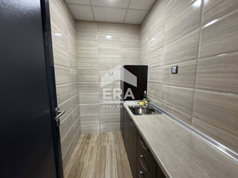 Продава се Офис в Силистра, Център - 71 кв.м за 1539 €/кв.м - Снимка #7