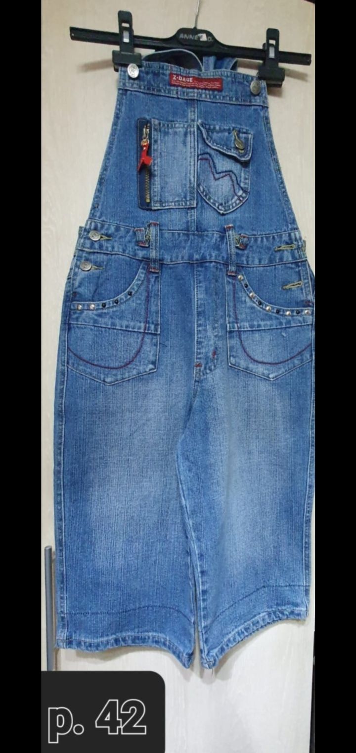 Кепки брюки джинсы из Стамбула