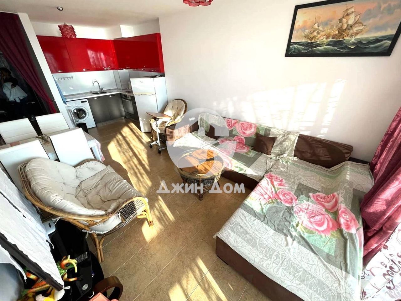 Продава се Двустаен апартамент в к.к. Елените - 65 кв.м за 1362 €/кв.м - Снимка #1